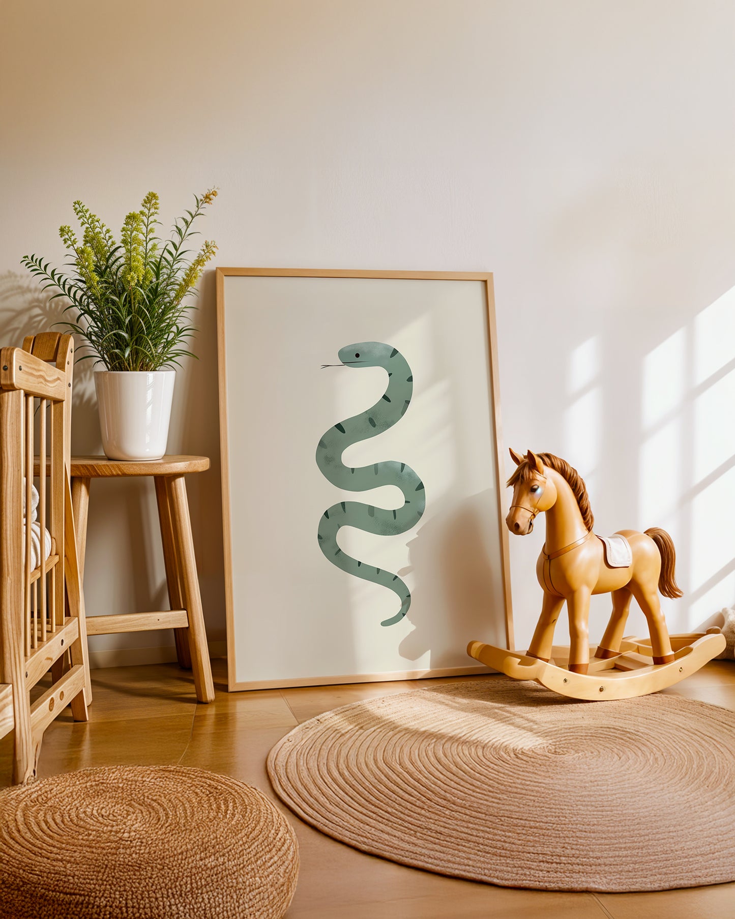 Cuadro infantil ilustrado de serpiente verde decorativa