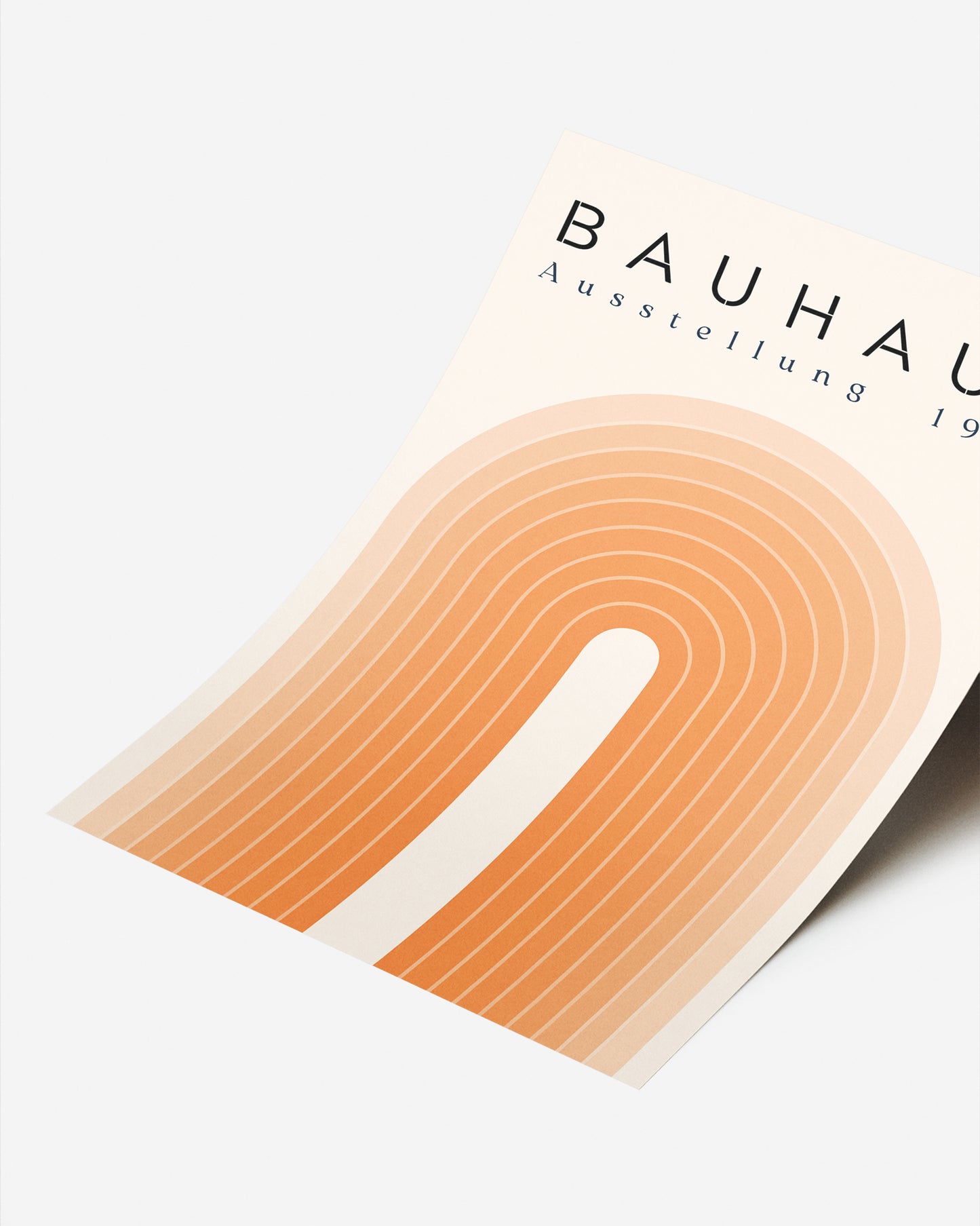 Cuadro Bauhaus con arco en degradé terracota