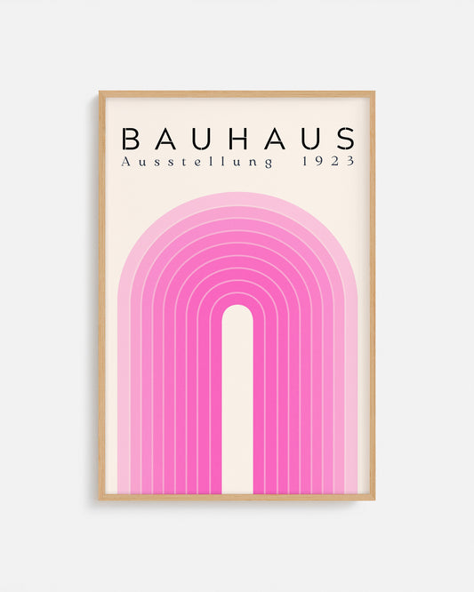 Cuadro Bauhaus con arco rosa en degradé sobre fondo claro