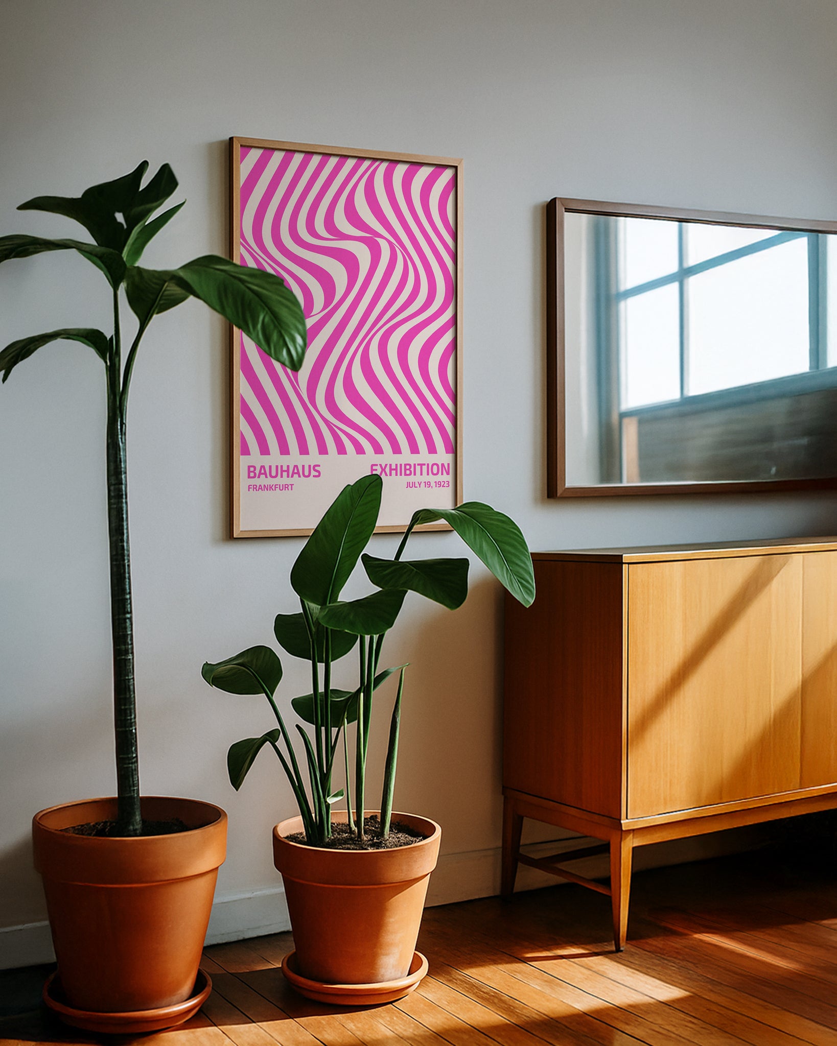 Cuadro Bauhaus con diseño abstracto de líneas irregulares rosas.